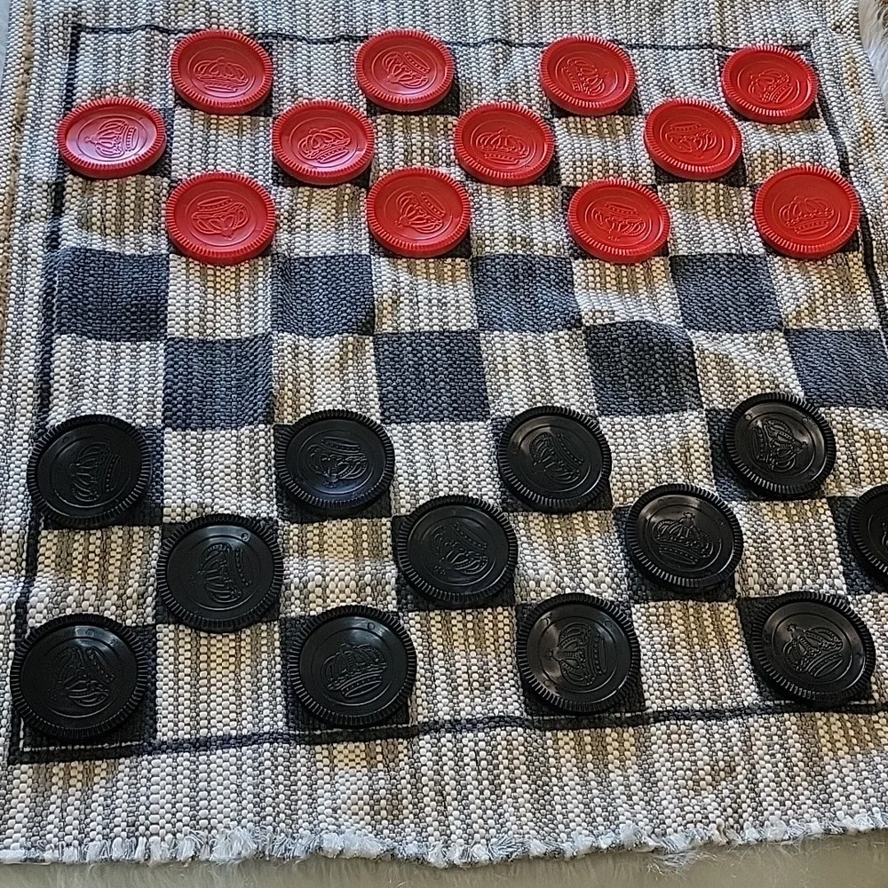 GIANT CHECKERS, TIC‎ TAC TOE & SUPER TIC TAC TOE Woven Party Play Rug Games